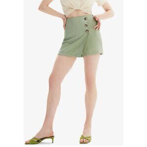TRENDYOL Women's Solid Tone Asymmetric Hem Buttons Detail Skort Size 6 In Mint